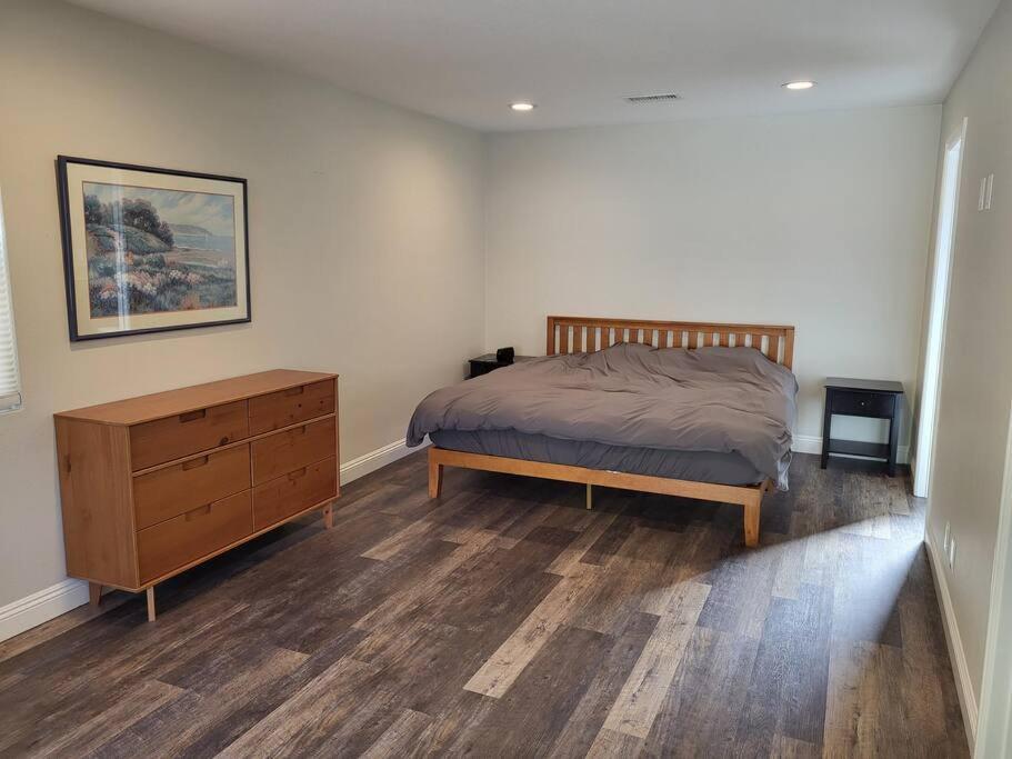 Bouganvilla 4-Bedroom, 2-Baths, Single Family House Thousand Oaks Luaran gambar